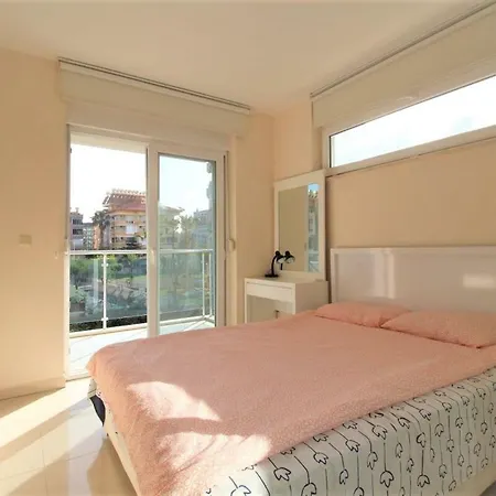 New Lux Beach In - Center Sea - Alanya